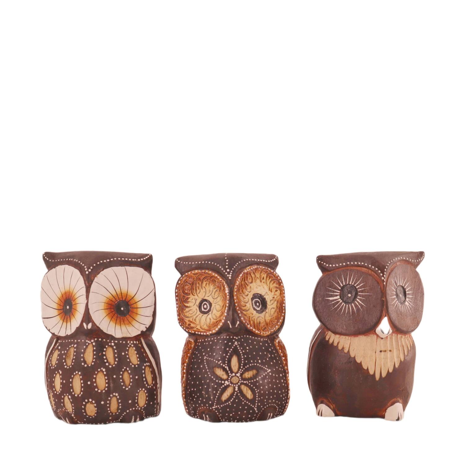 Figurine owl albizia wood 11x9x15cm  - Multi
