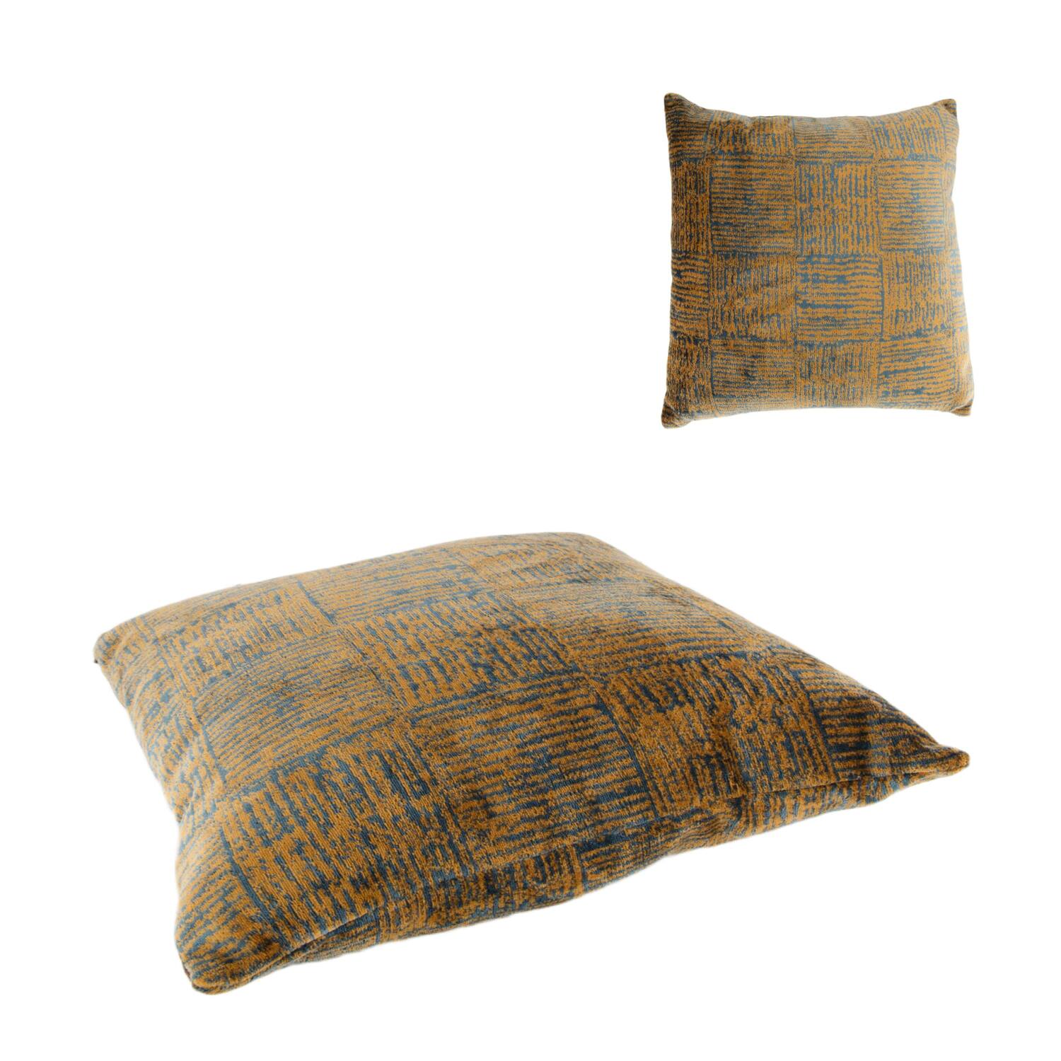 Cushion polyester 45x45x8cm