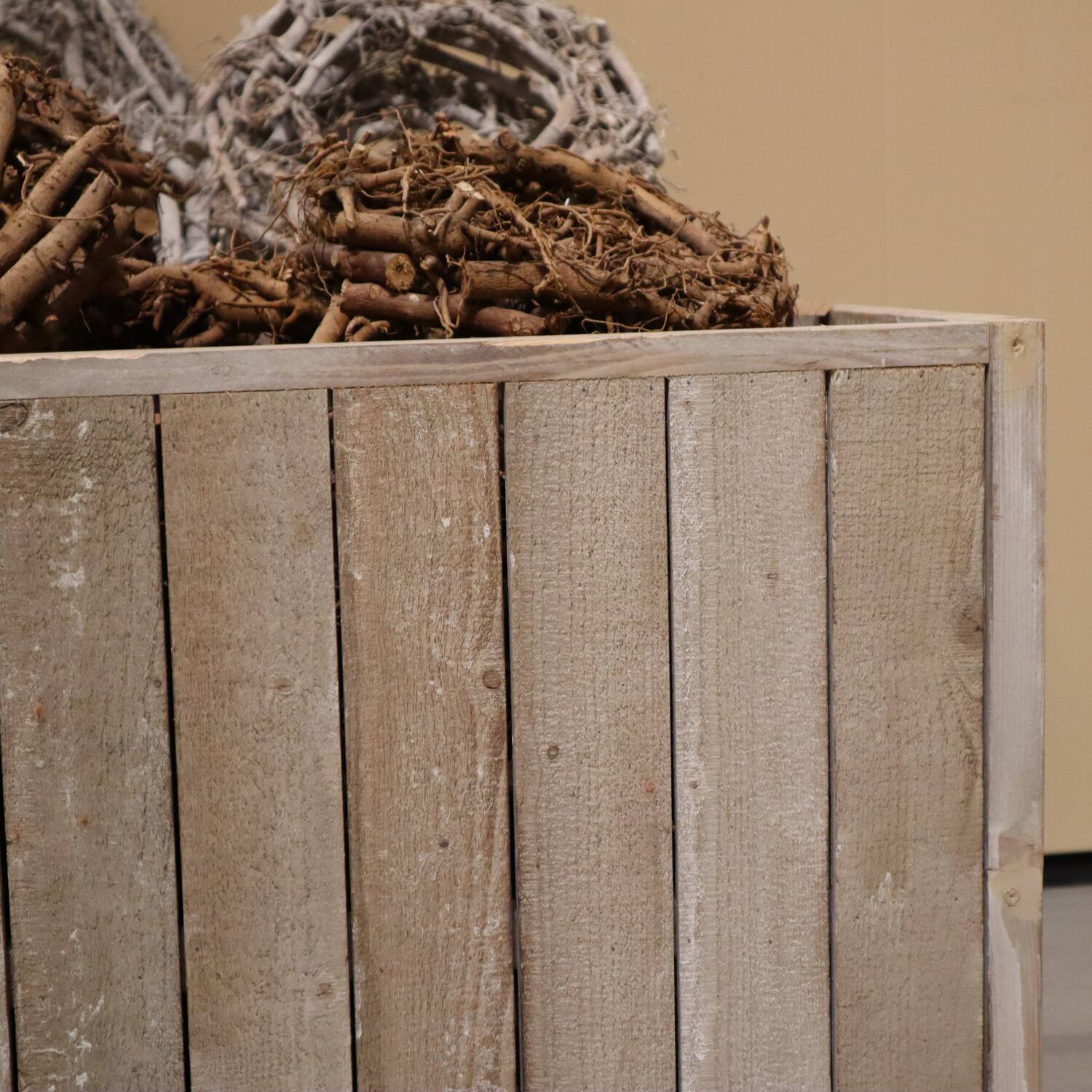 Display crate wood 60x80x70cm