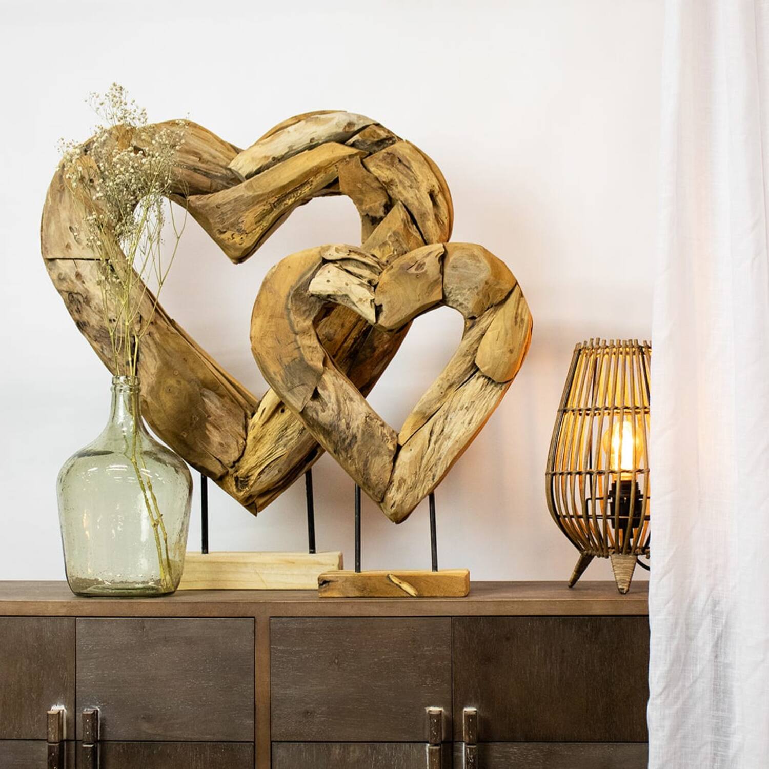 Statue heart open erosion wood on stand 58x15x70cm