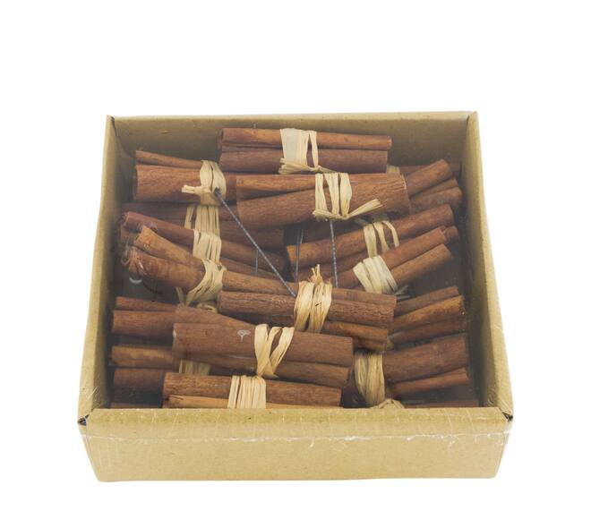 Cinnamon sticks bundle nature on wire 18x18x5cm 20pc