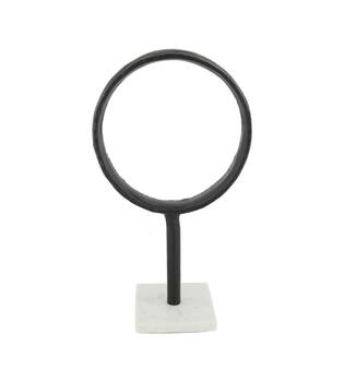 Statue ring aluminium on stand 21x11.5x34cm