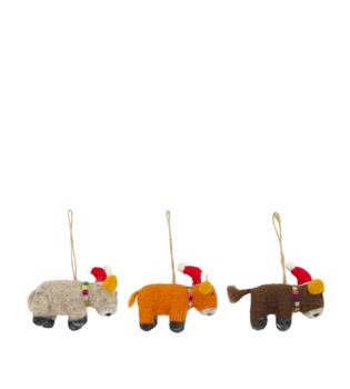 Hanger cow wool 12x3x6cm  - Multi